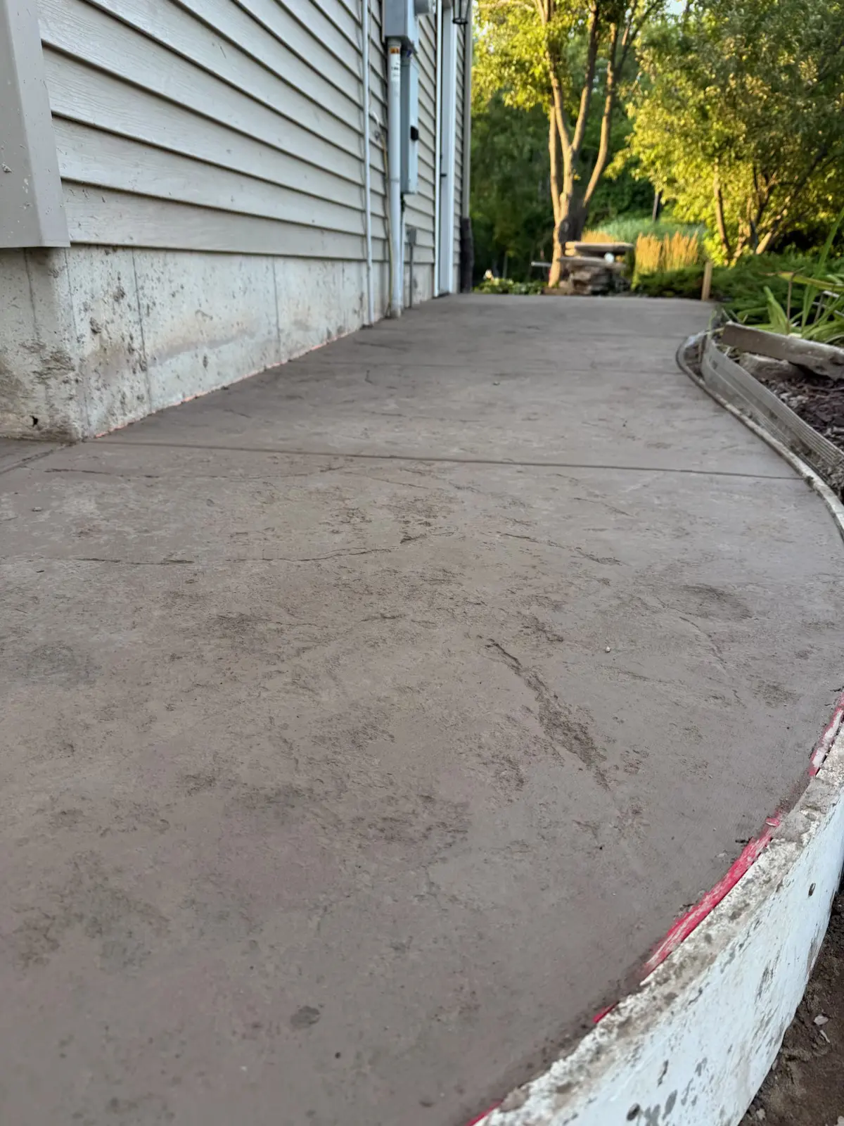 New concrete sidewalk installation in Michigan completed by D&T Site Haus professional contractors